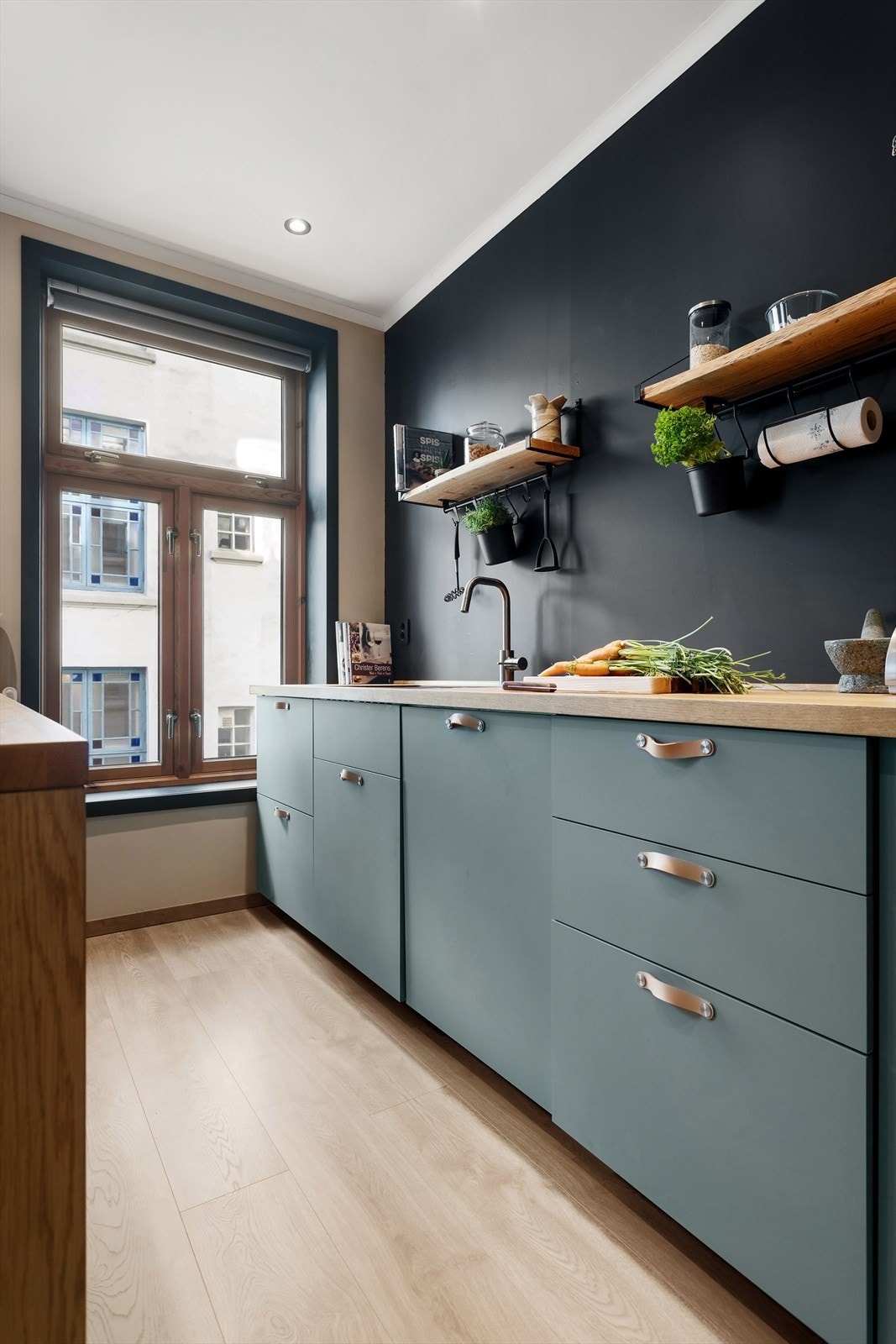 Alle hvitevarer medfølger handelen Galleribilde