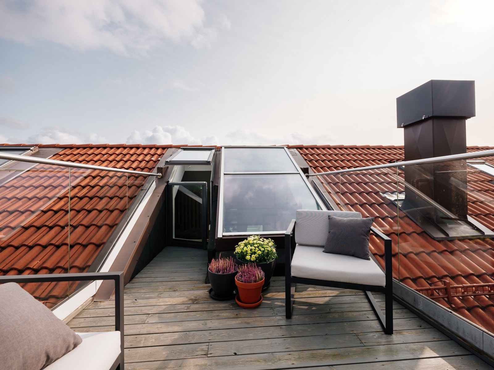 Utsikten er virkelig noe for seg selv med utsikt østover mot Grefsenkollen og vestover mot Holmenkollen. Galleribilde