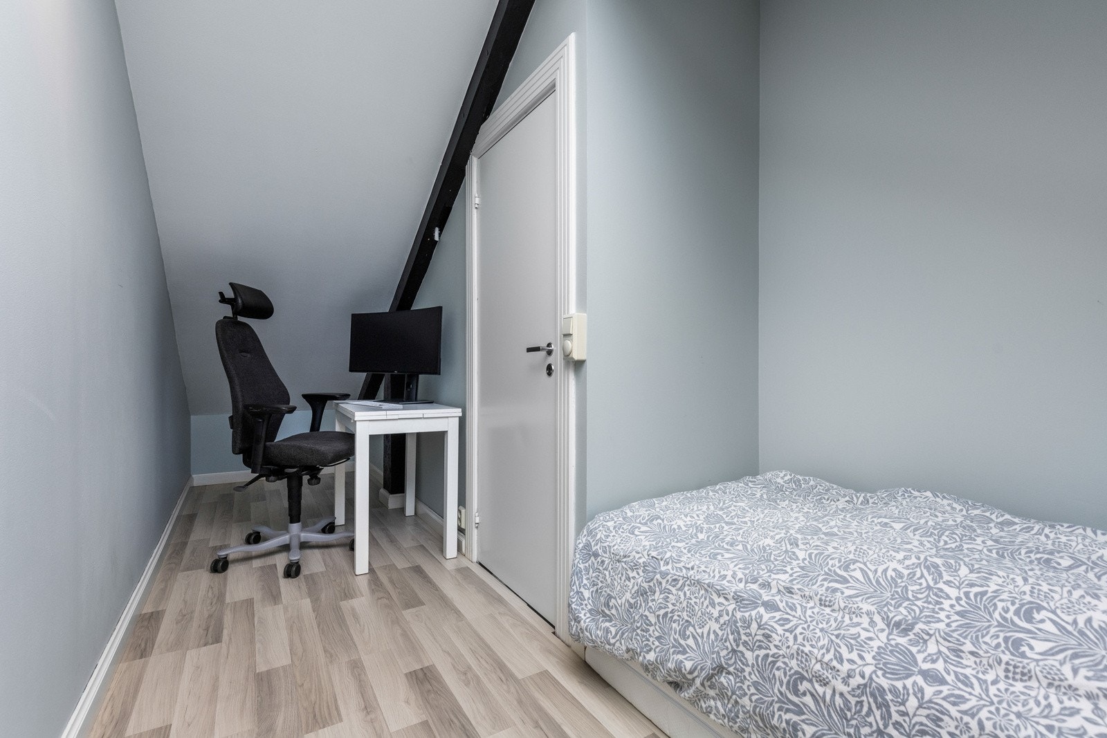 Det er i tillegg plass til en kontorplass, eller garderobeløsning. Galleribilde