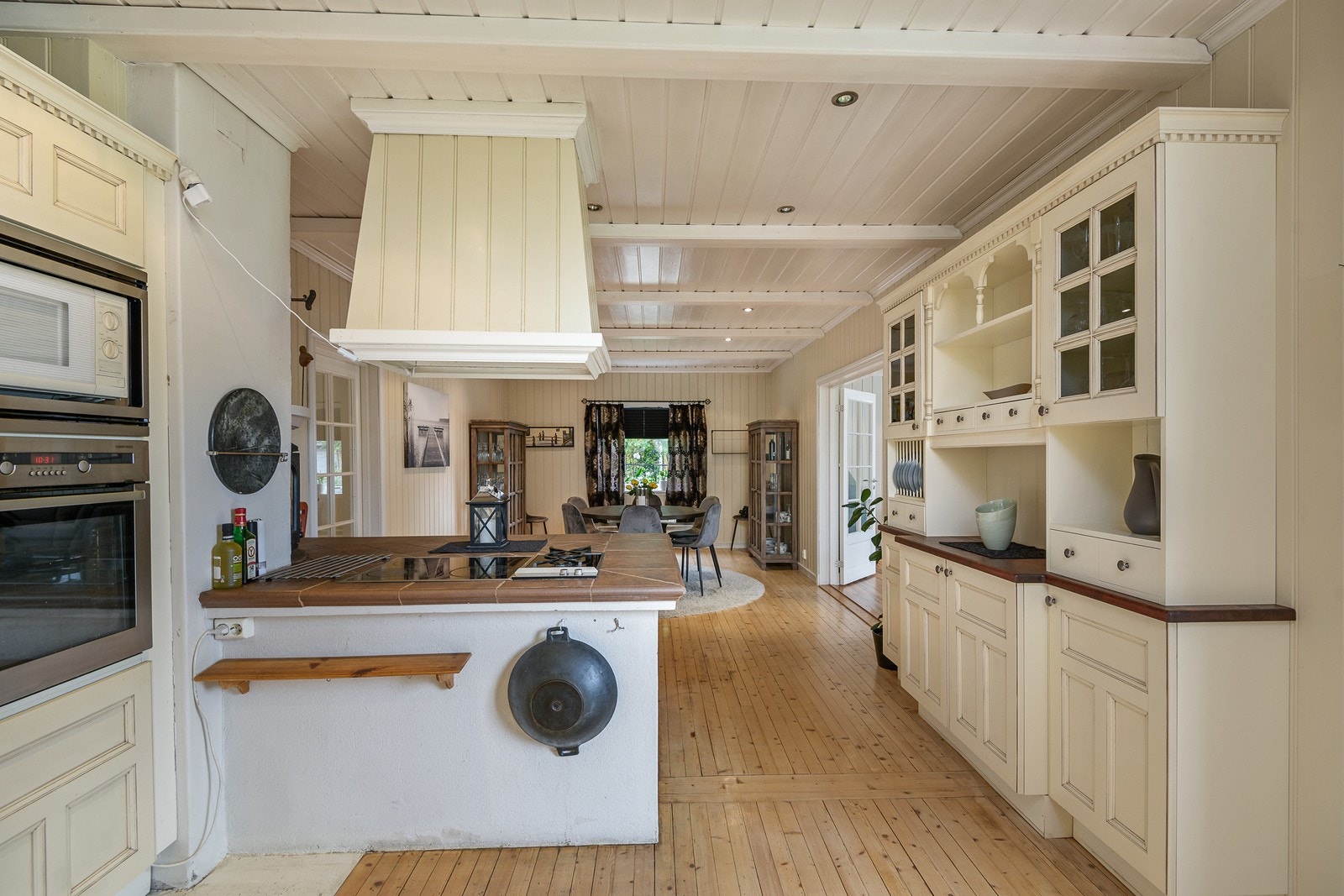 Romslig kjøkken Galleribilde