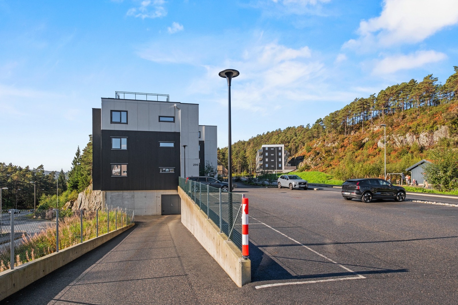 Takterrassene byr på 360 panoramautsikt over nærområdet og her er det sol fra morgen til kveld! Galleribilde