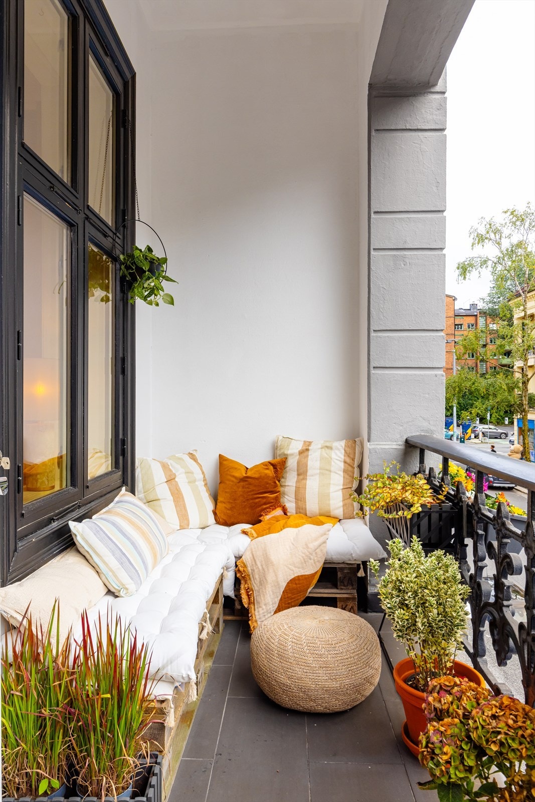 Her er det god plass til både lounge og spisebod Galleribilde