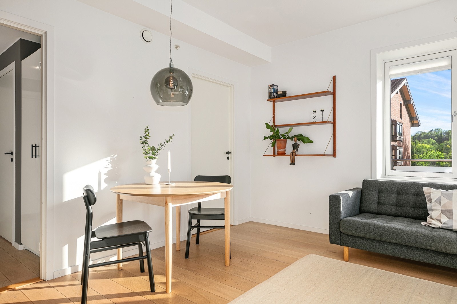 Stue med spiseplass Galleribilde