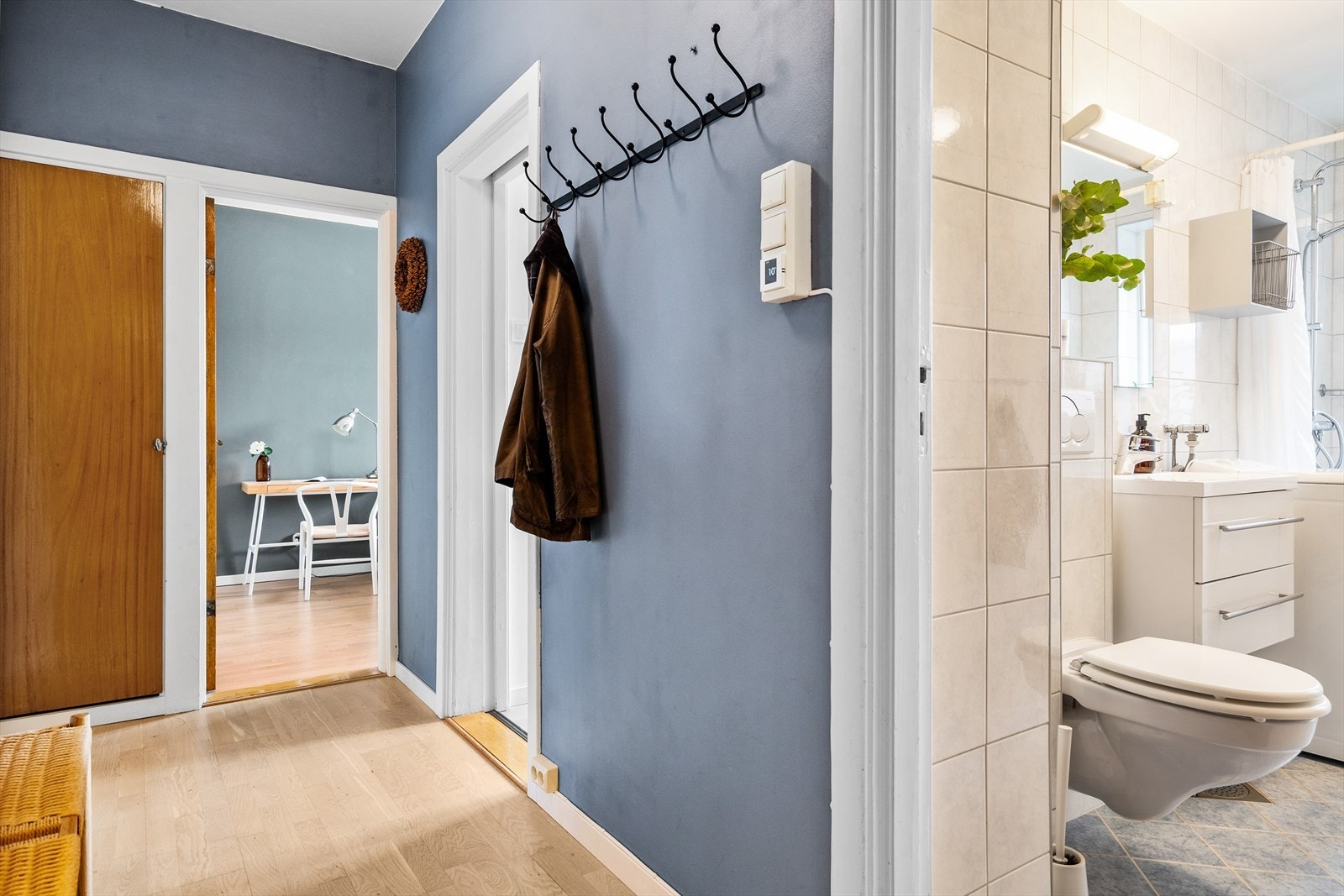 Gangen sikrer god flyt mellom alle rommene. Her får du et umiddelbart godt førsteinntrykk Galleribilde