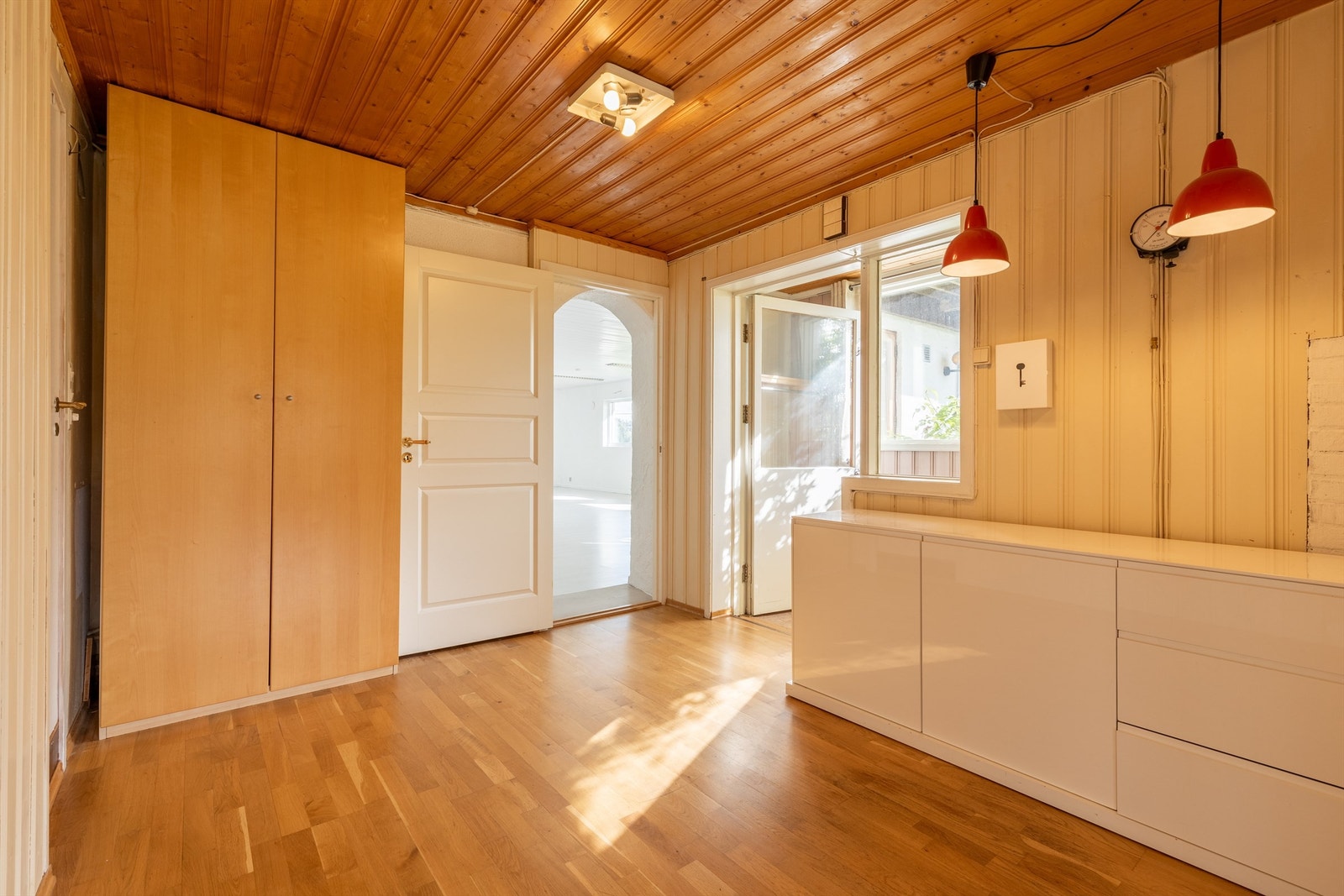 Gang i hybeldel. Galleribilde