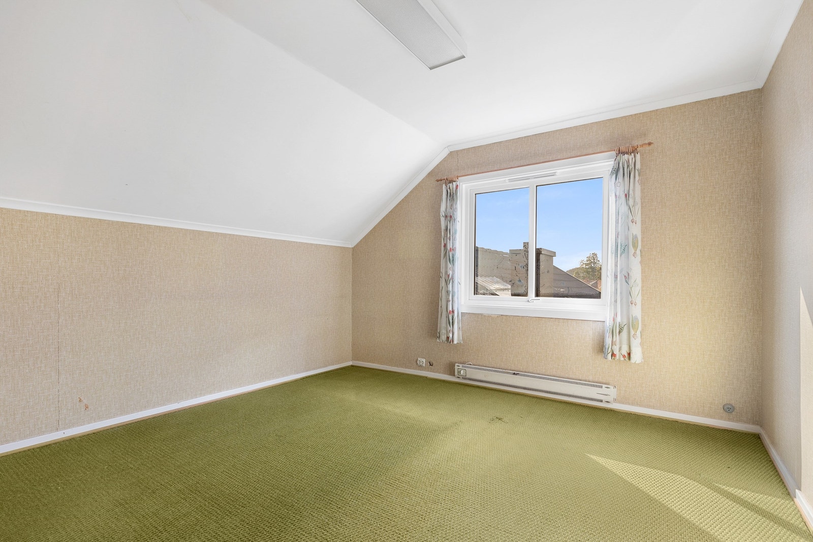 I boligens 2. etasje finner vi 4 soverom på samme plan. Galleribilde