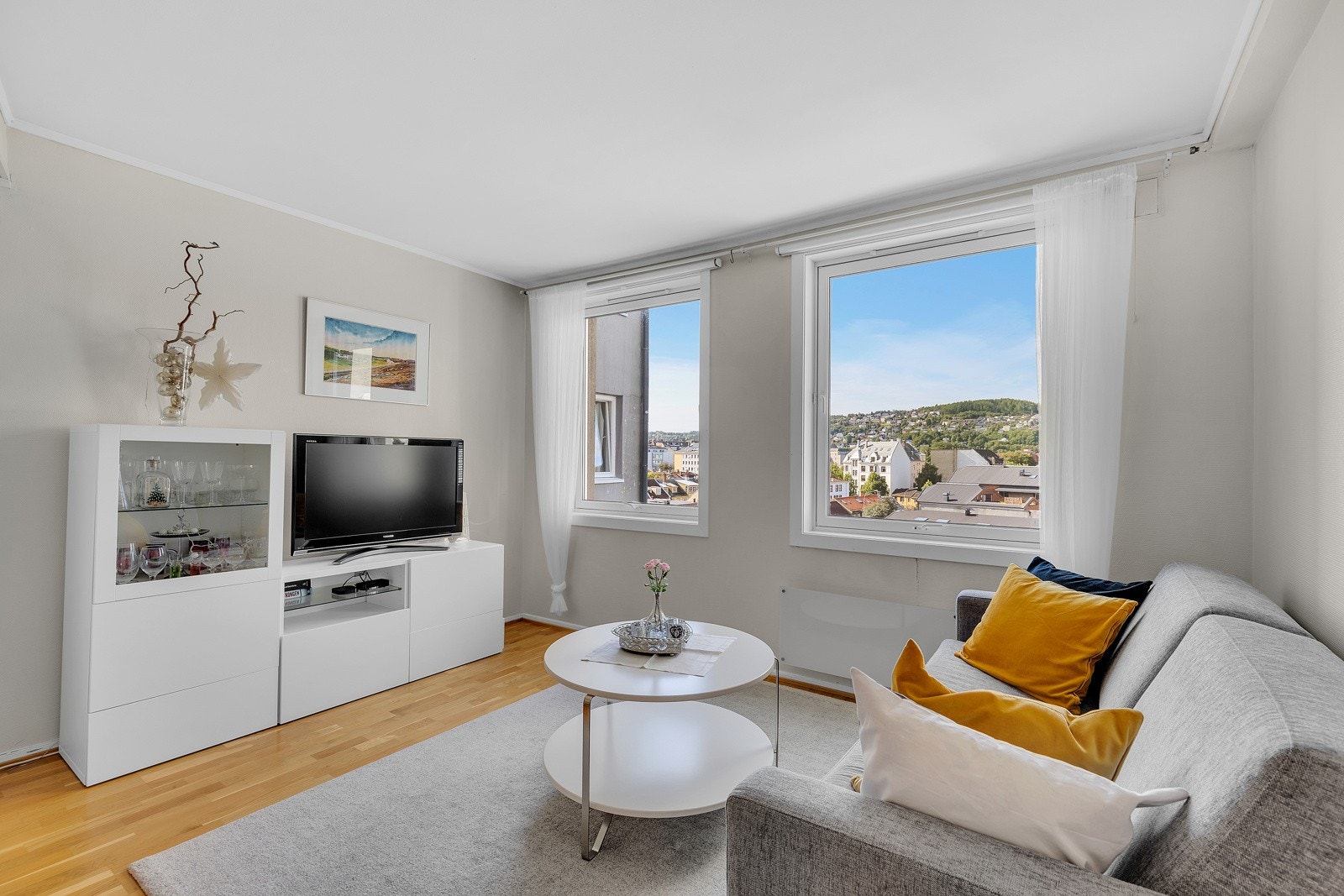 Bygget er opprinnelig fra 1954 og ble ombygget/renovert til boligformål i 2004. Galleribilde