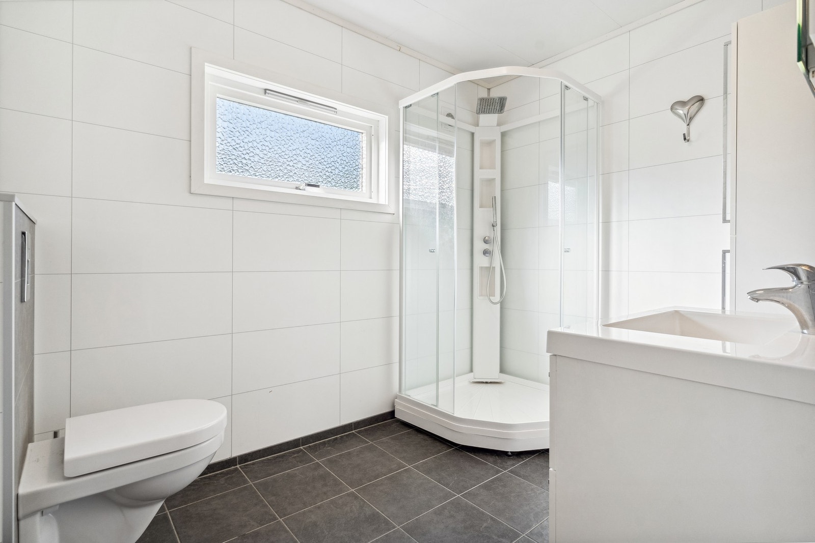 Badet er renovert i senere tid. Galleribilde