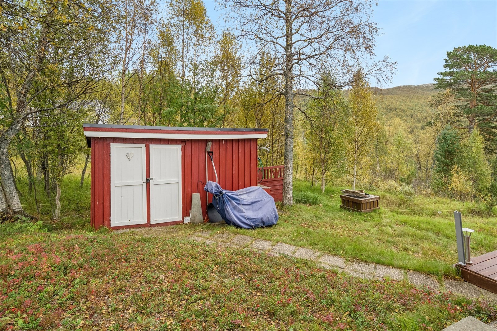 Utebod og utedo Galleribilde