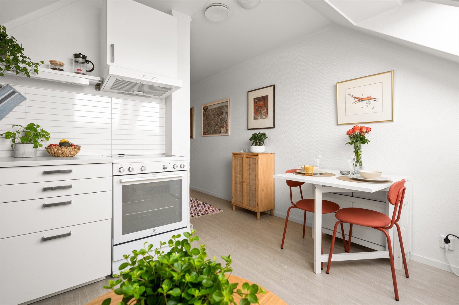 Leiligheten har en funksjonell planløsning som gjør at hver kvadratmeter utnyttes til det fulle. Galleribilde