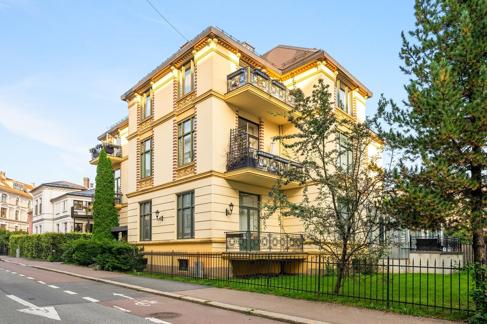 Velkommen til Eilert Sundts gate 43 - Presentert av Halvor Langerud Heikkilä ved Krogsveen Majorstuen. Galleribilde