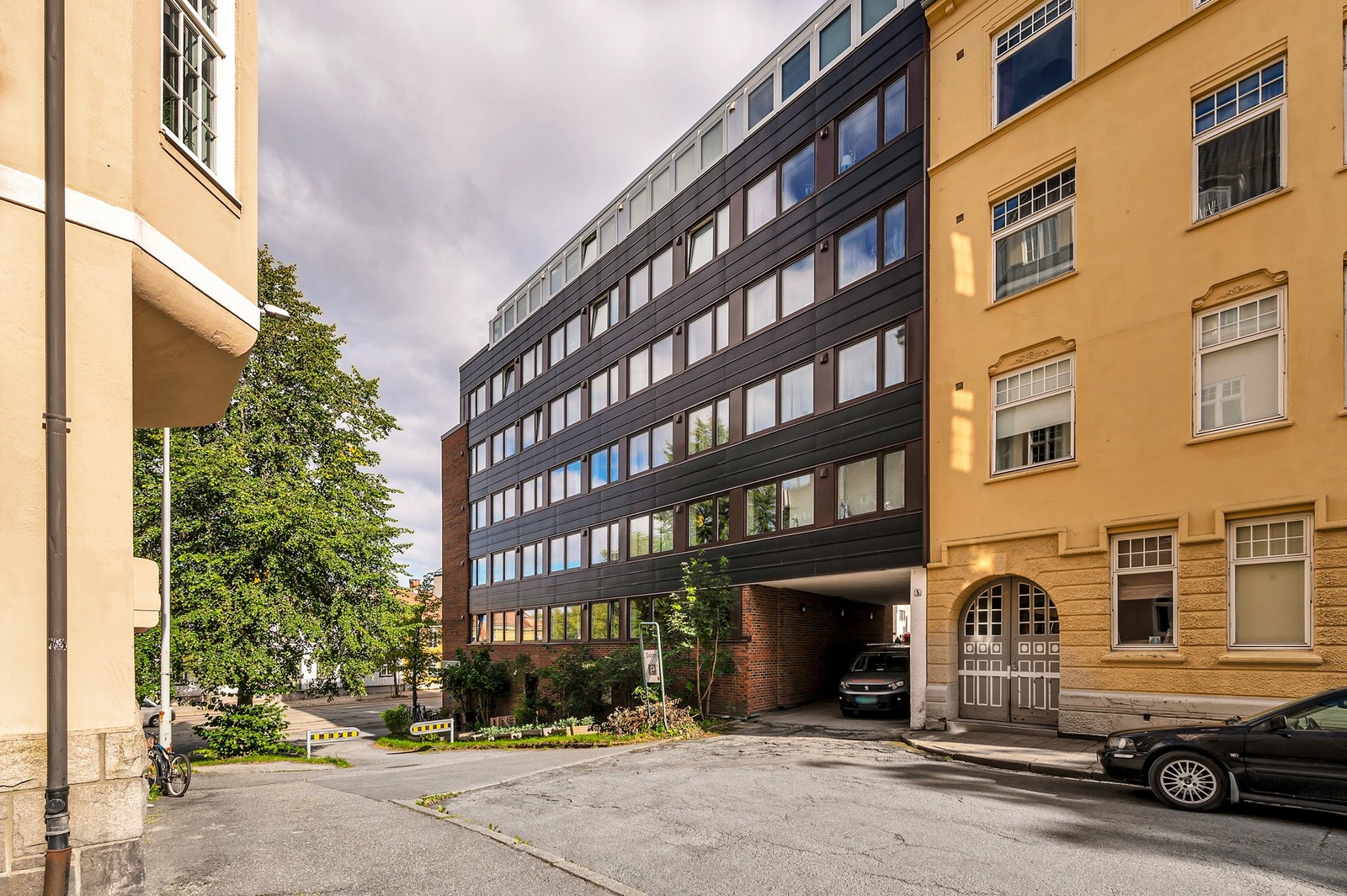 Fasade. Byggeår er 1958. Galleribilde