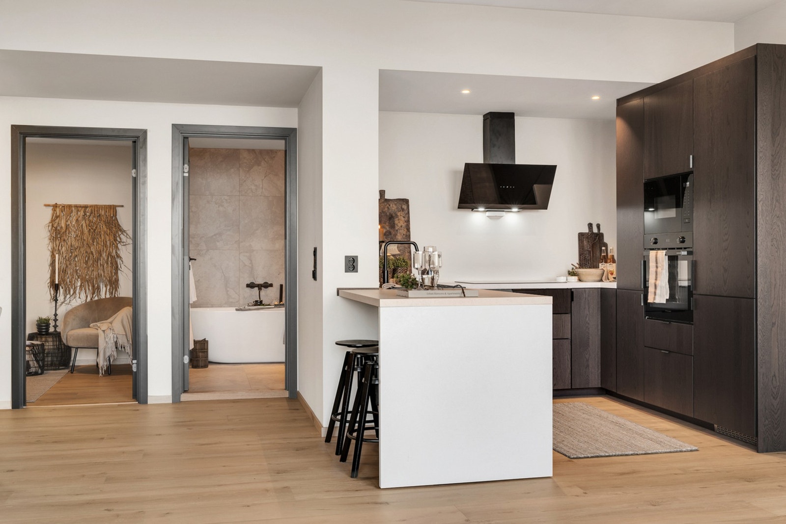 Svært praktisk med kjøkkenøy. Det er gitt tilstandsgrad 0 (TG0) på alle punkter. Galleribilde