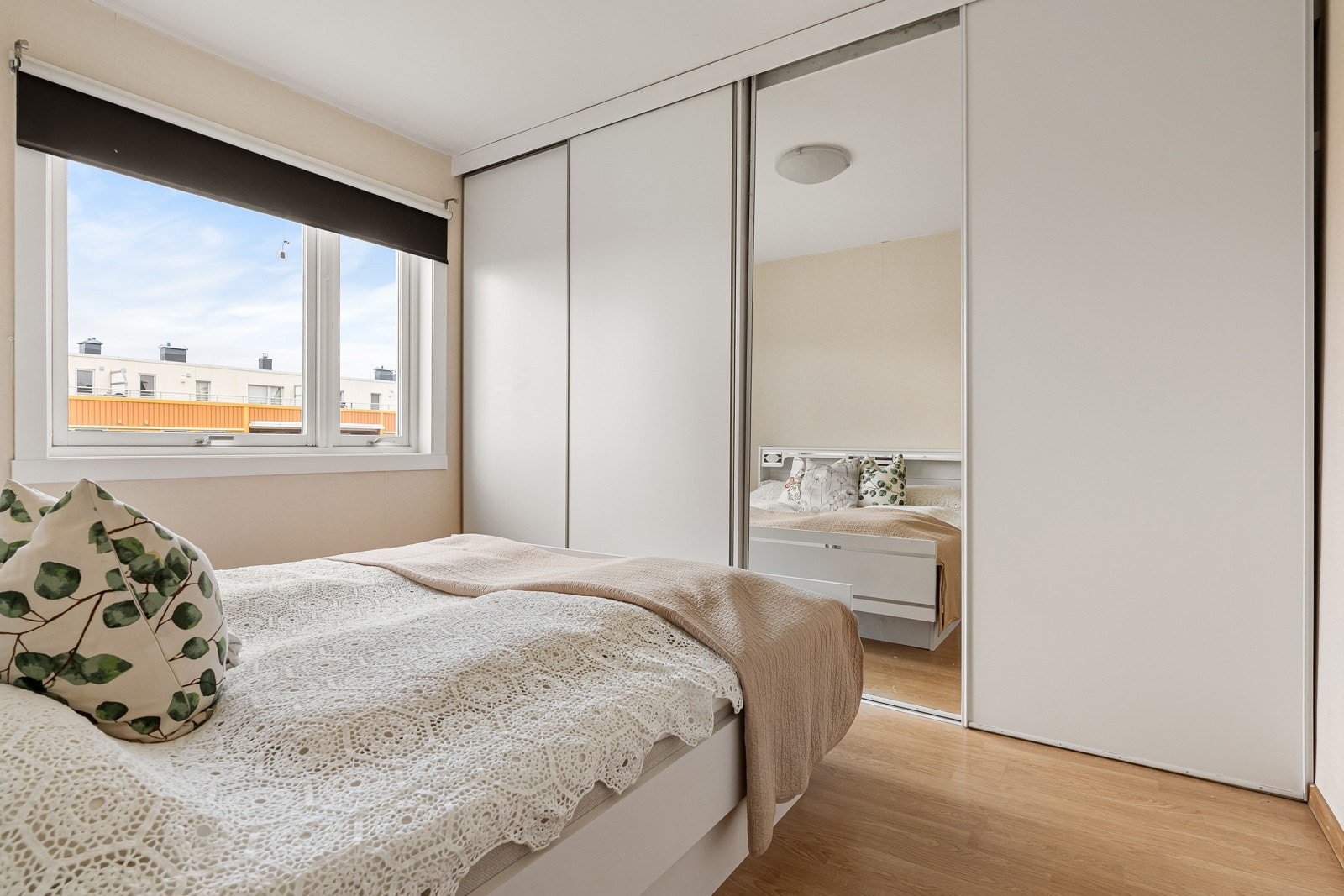 Boligen har totalt tre soverom på hhv. 11, 7,5 og 7m². Galleribilde