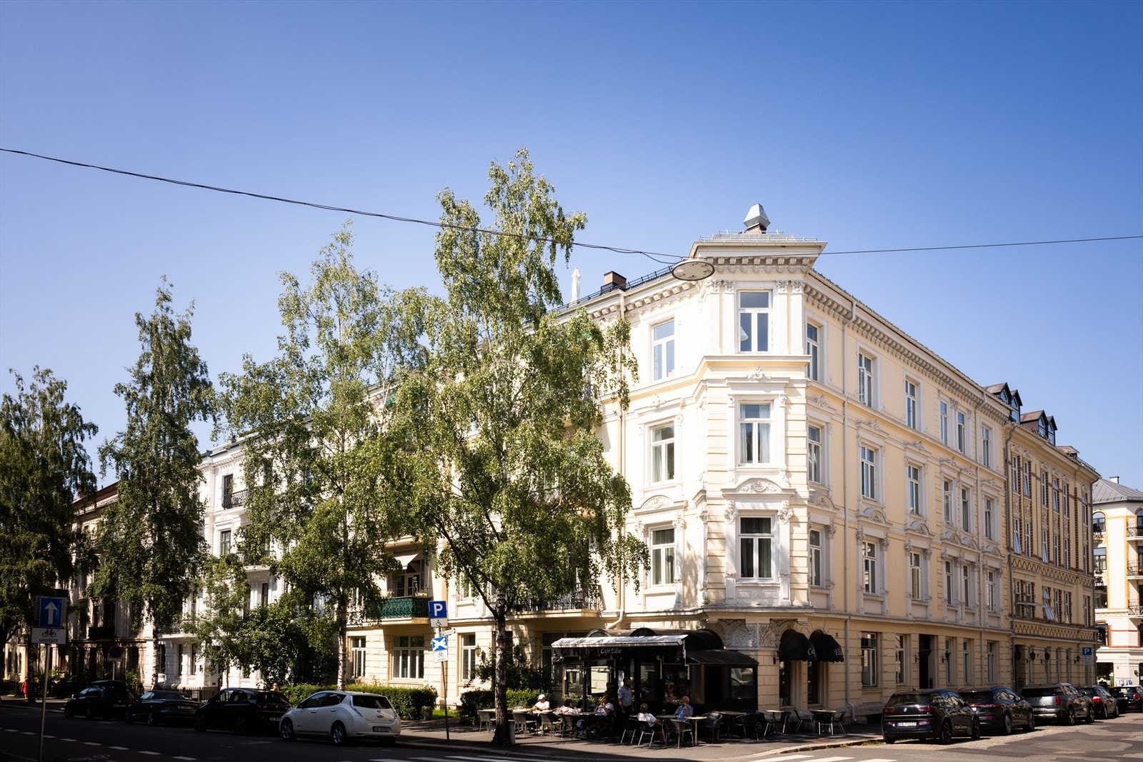 Flott og klassisk bygård Galleribilde