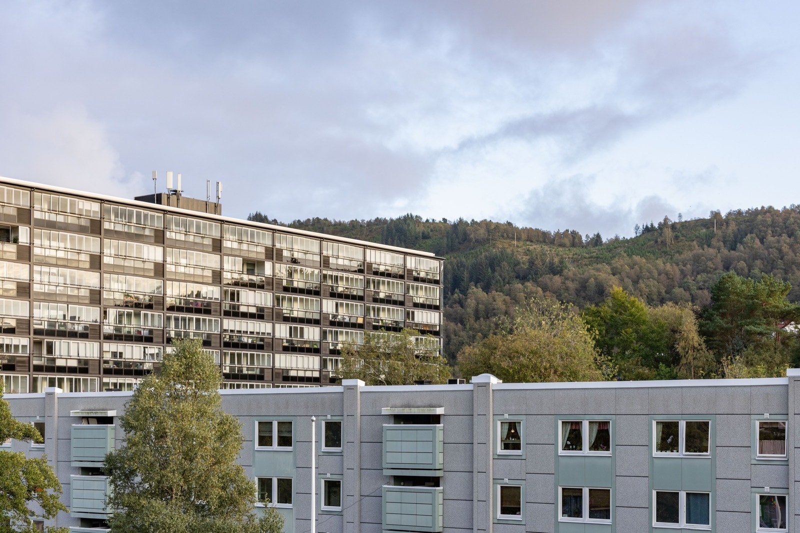 Her er bilde av Nordre Toppe 11 som viser endring av fasade med nye balkonger Galleribilde