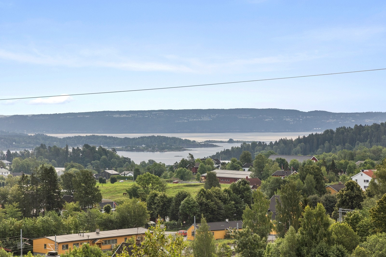 Nydelig utsikt utover Asker og mot fjorden Galleribilde