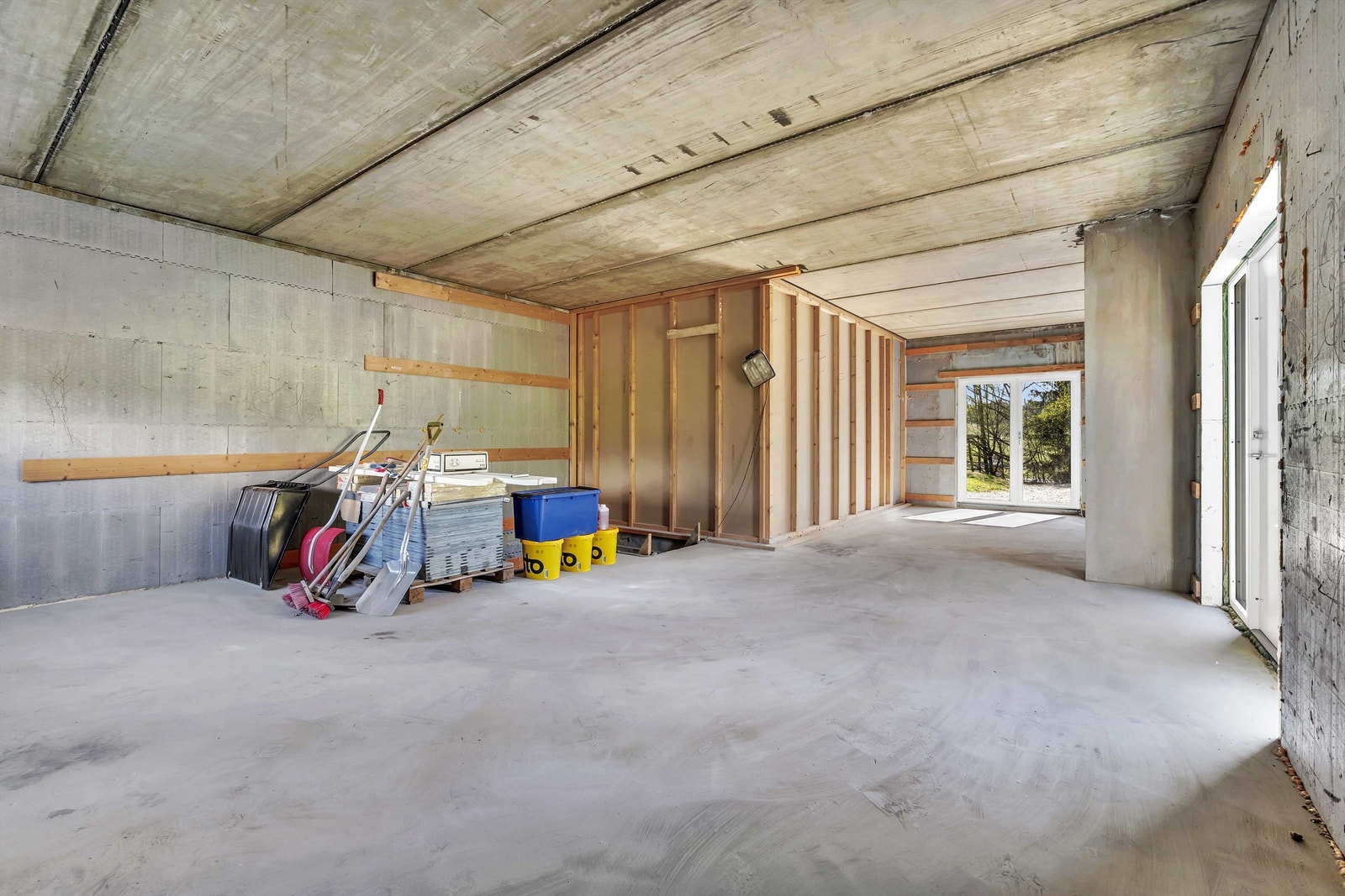 Uferdig rom med mye potensialitet. Galleribilde