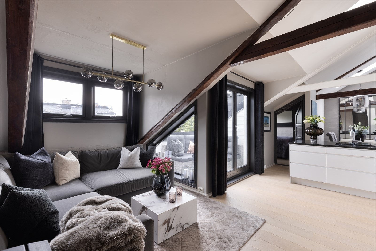 Velkommen til Niels Juels gate 47, presentert av Tiri-Alette Dahl Vilnes i Eiendomsmegler 1! Galleribilde