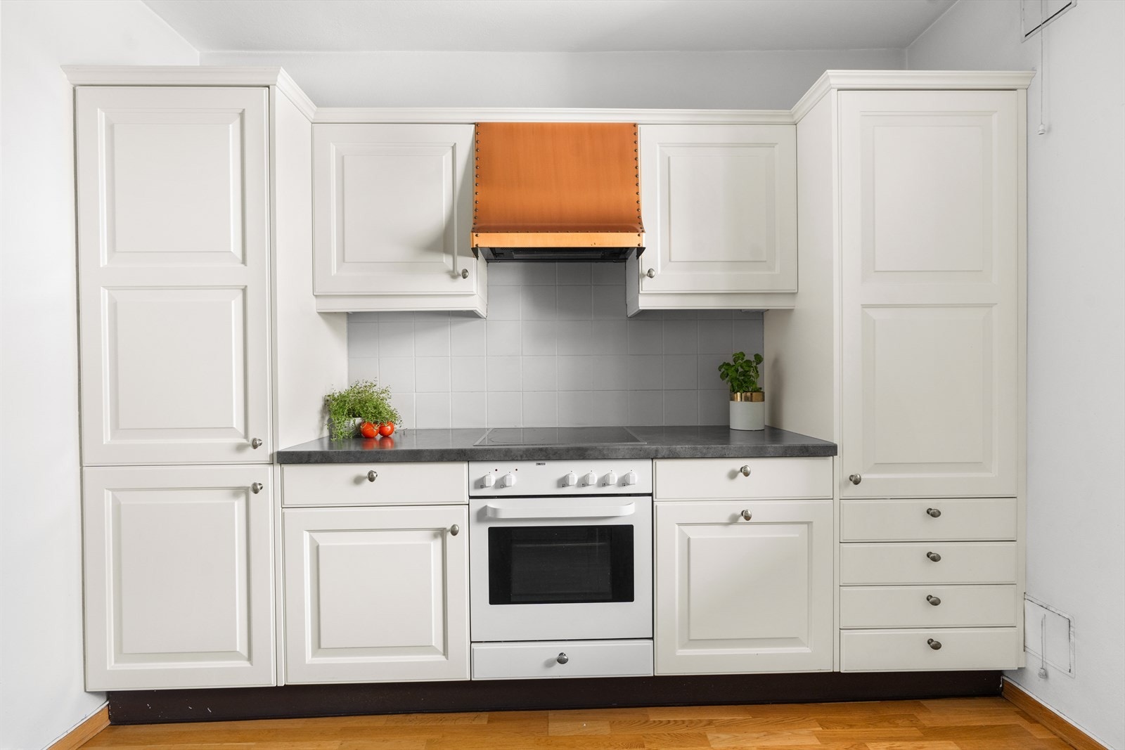 Lyst og hyggelig kjøkken Galleribilde