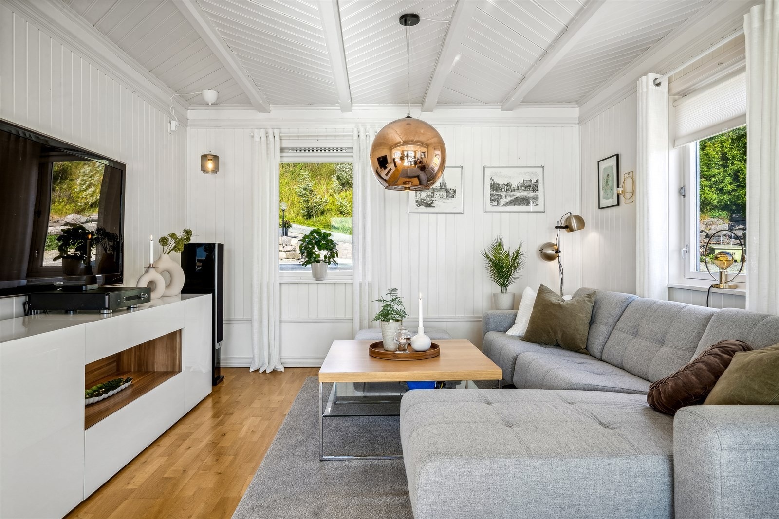 TV-stue med gode innredningsmuligheter. Galleribilde