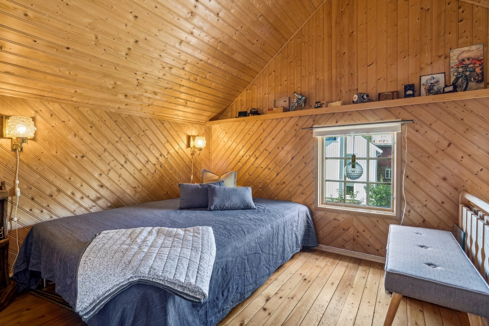 Innredet rom på loftet i stabburet. Galleribilde