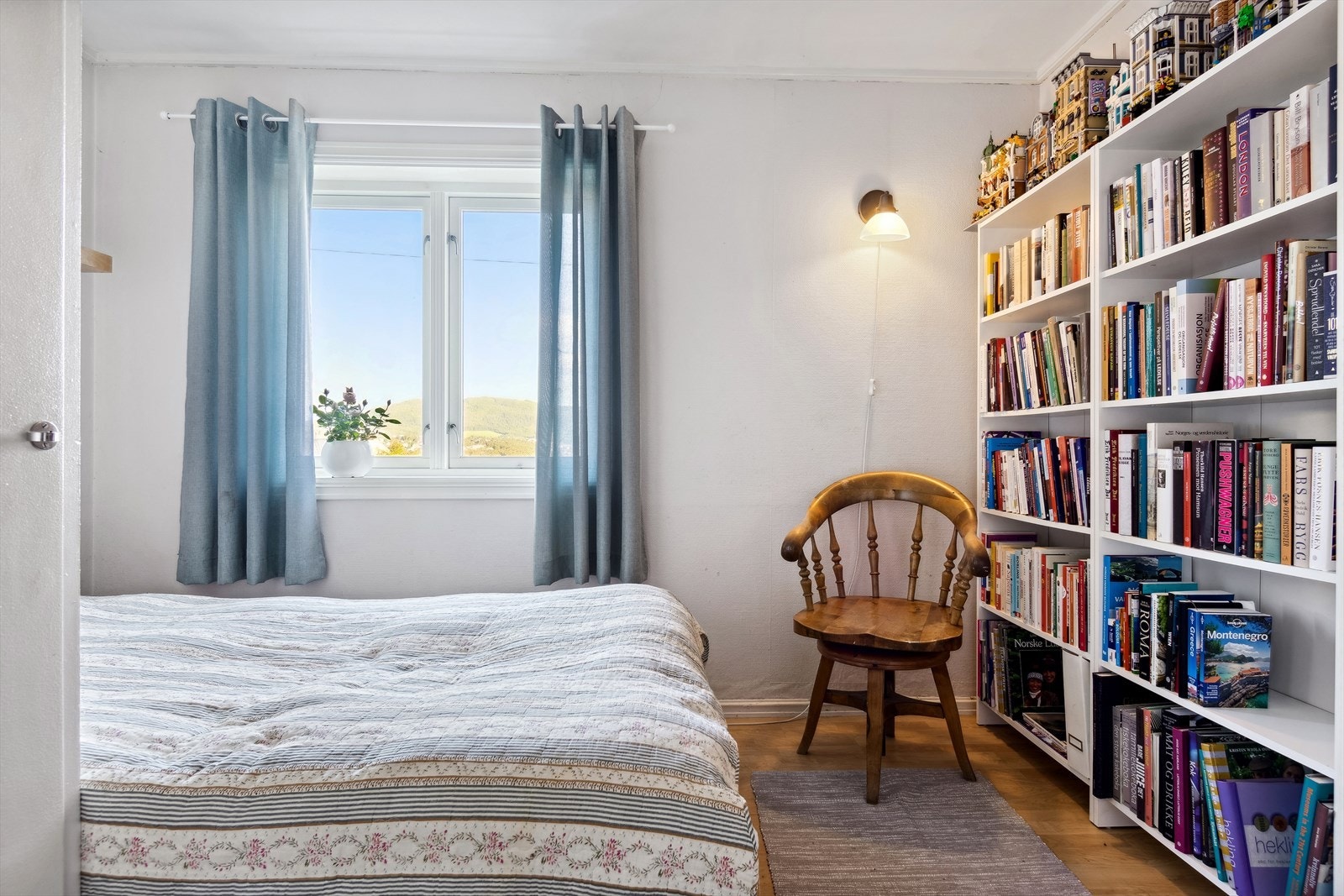 Soverommet av god størrelse Galleribilde