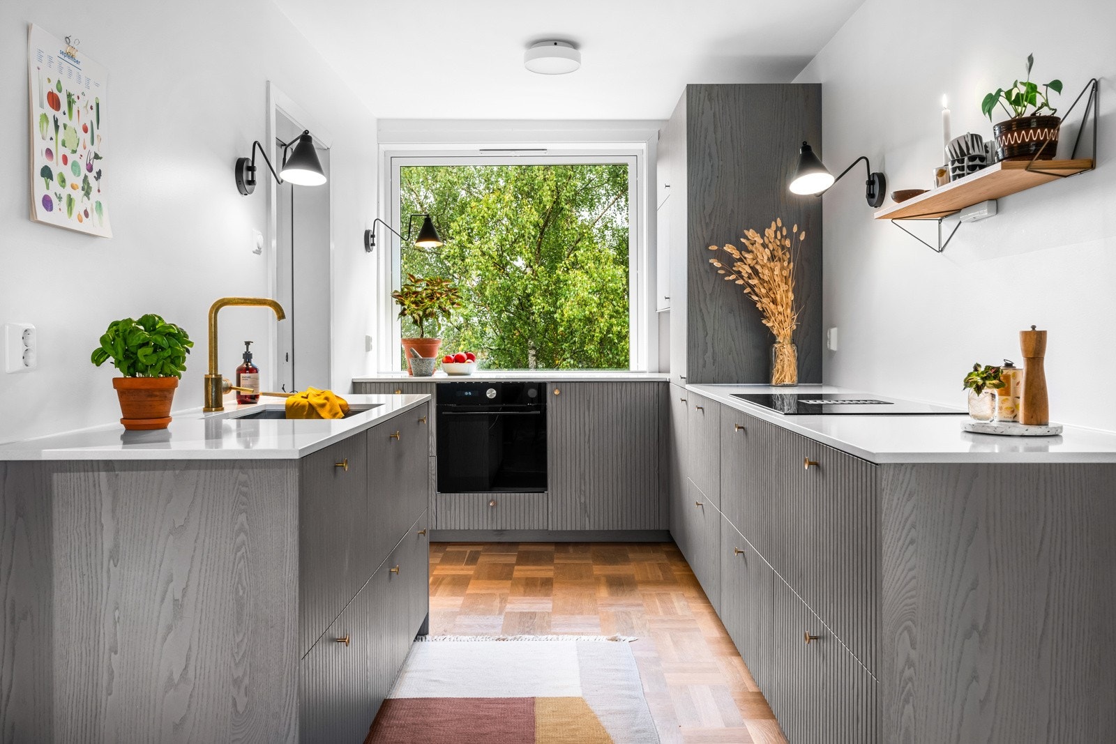 Stilsikkert og påkostet kjøkken fra 2021. Galleribilde