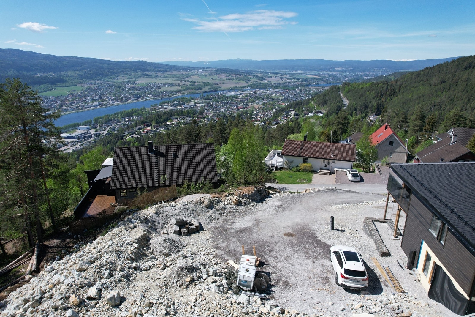 Ida Schjølberg v. EIE Drammen Bragernes ønsker velkommen! Galleribilde