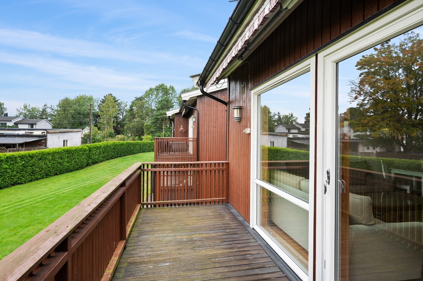 Verandaen er 9 m² og vender mot syd Galleribilde