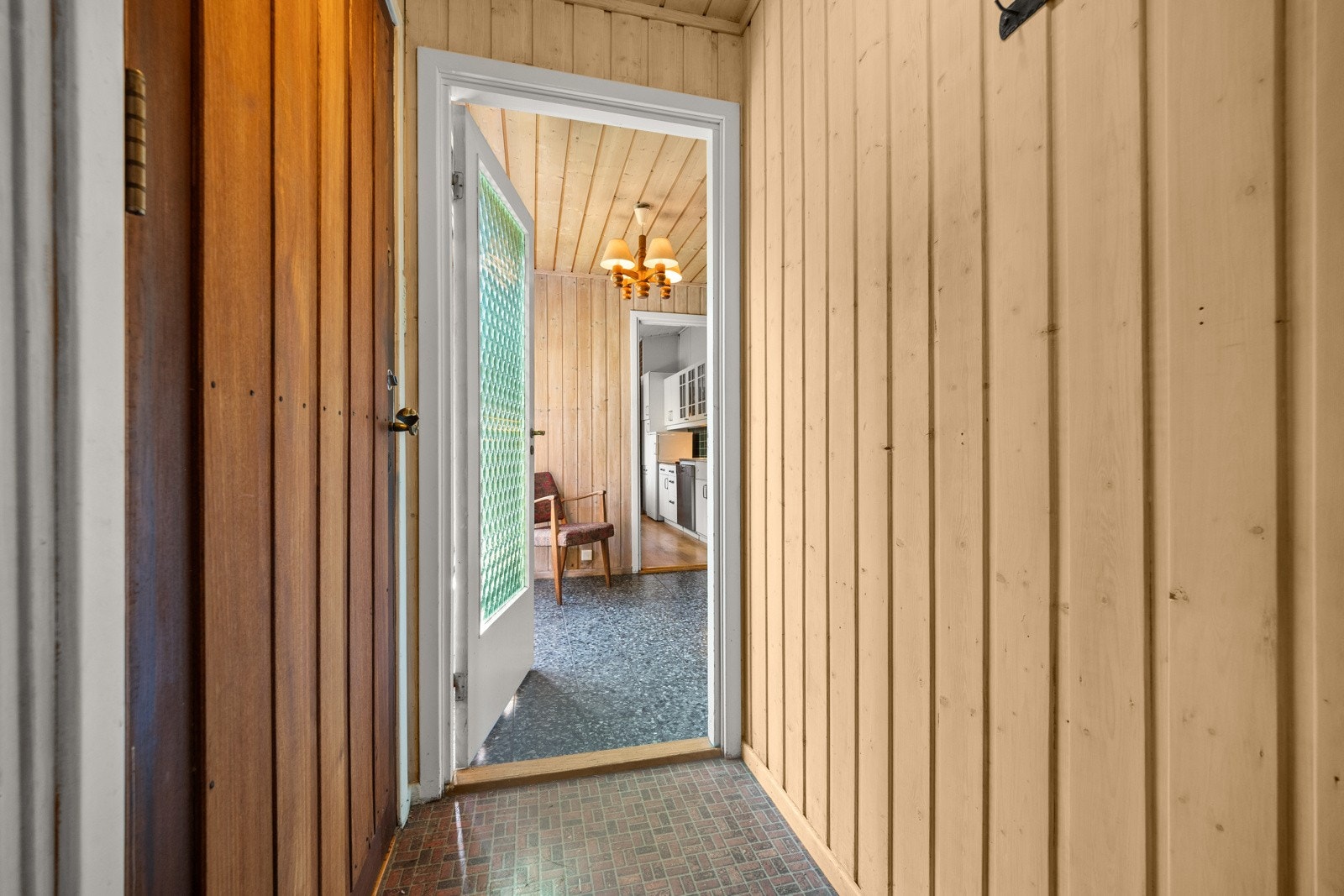 Du har også tilgang til kjøkkenet fra hallen. Galleribilde