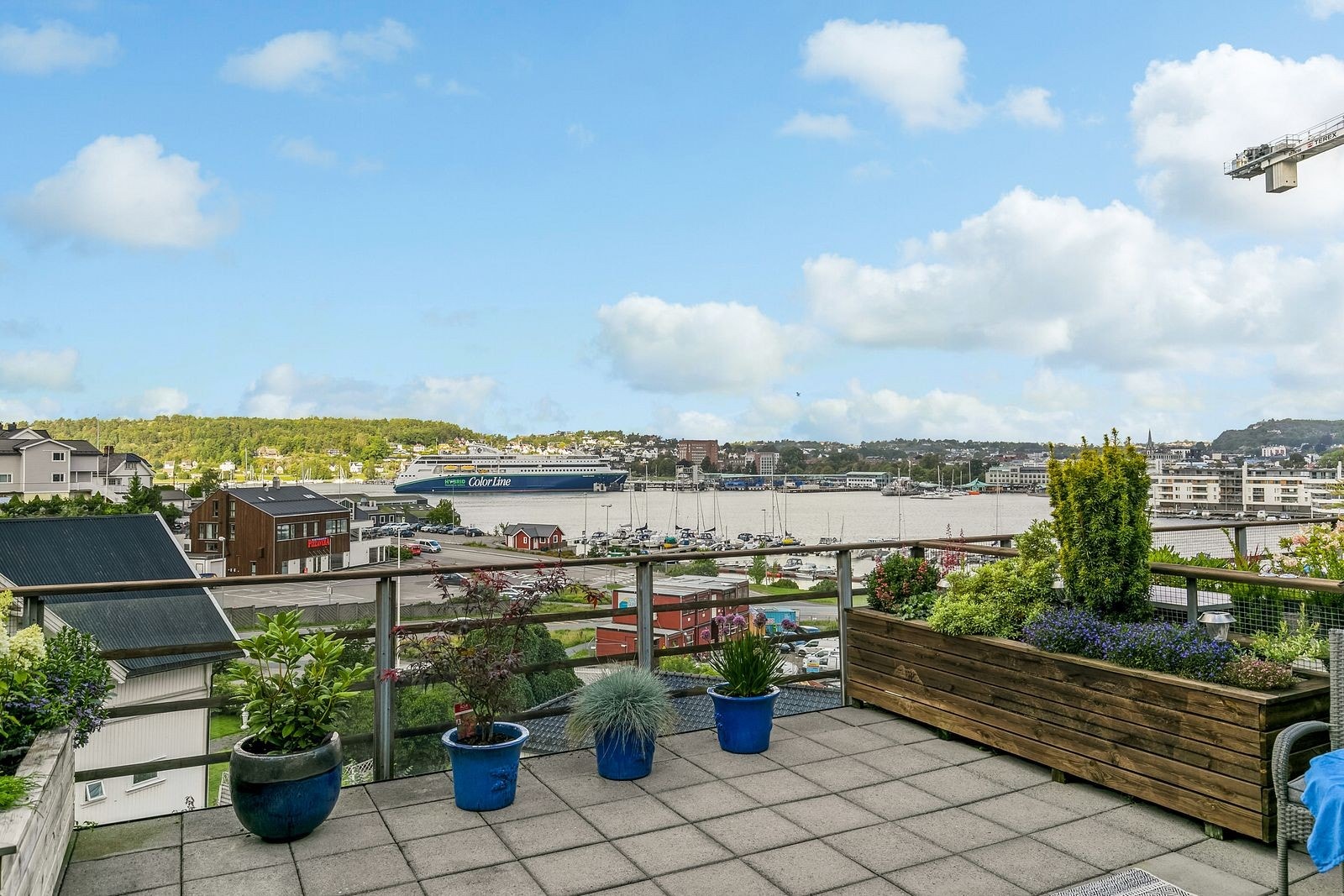 Balkongen har nydelig utsikt over Sandefjordsfjorden! Galleribilde