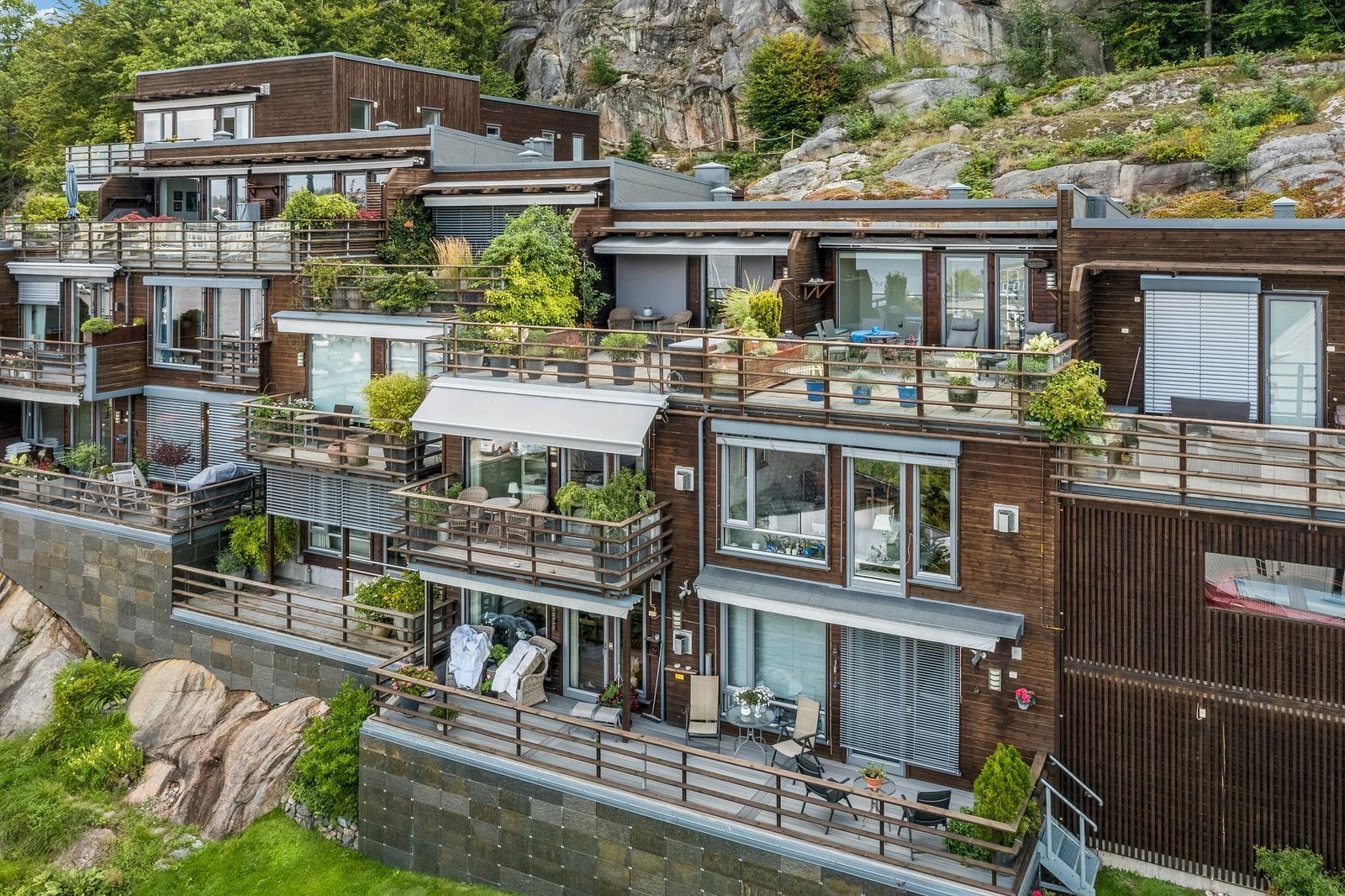 Leiligheten går over to plan. Galleribilde