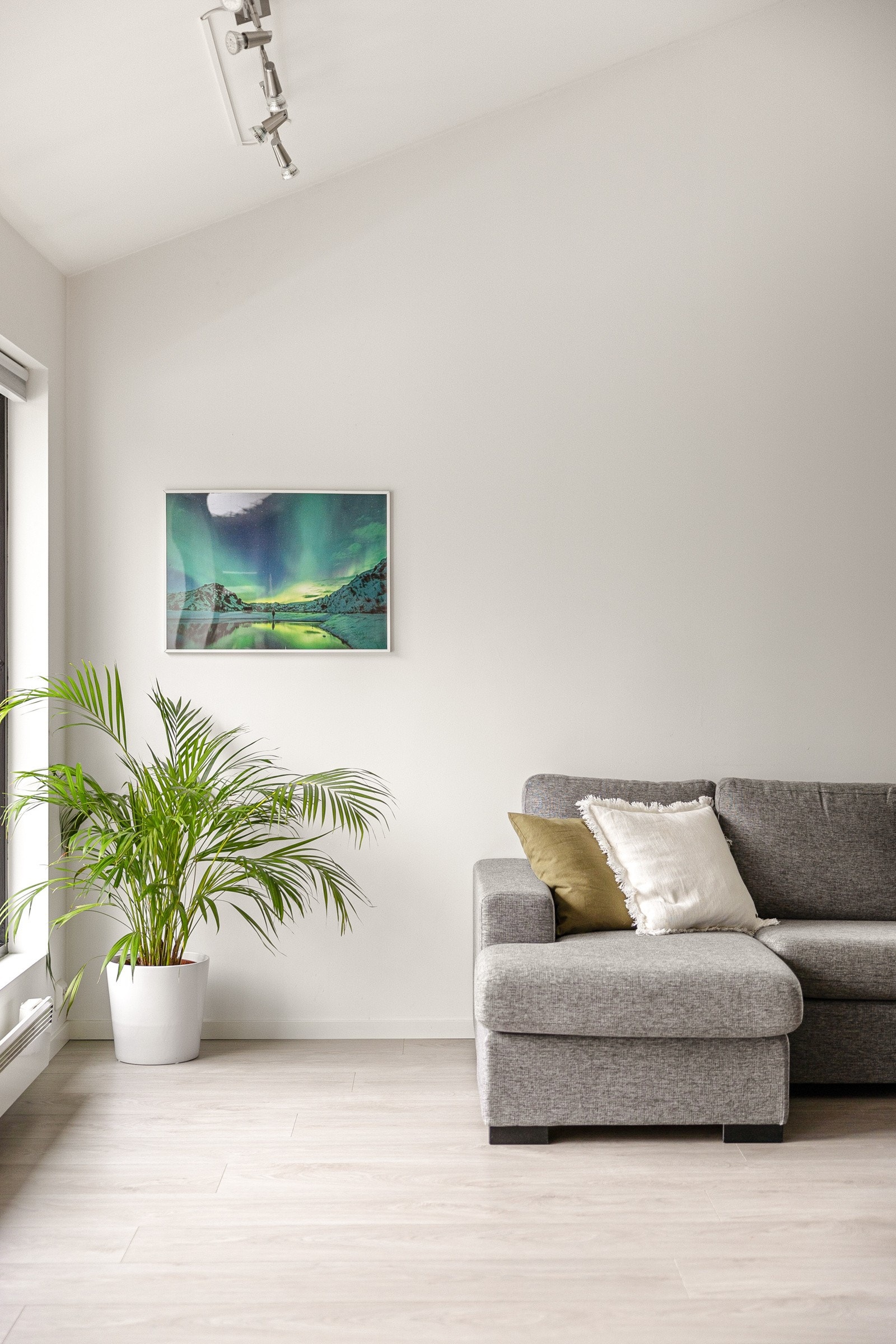 Leiligheten har en flott lamiantgul nytt i 2019/2020. Galleribilde