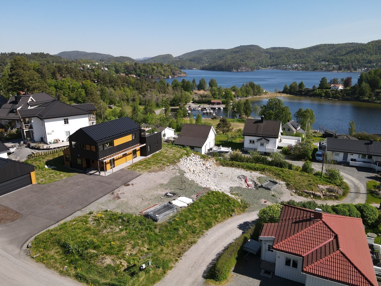 Kort vei er det også til Kotøya hvor man kan bade og sole seg. Galleribilde