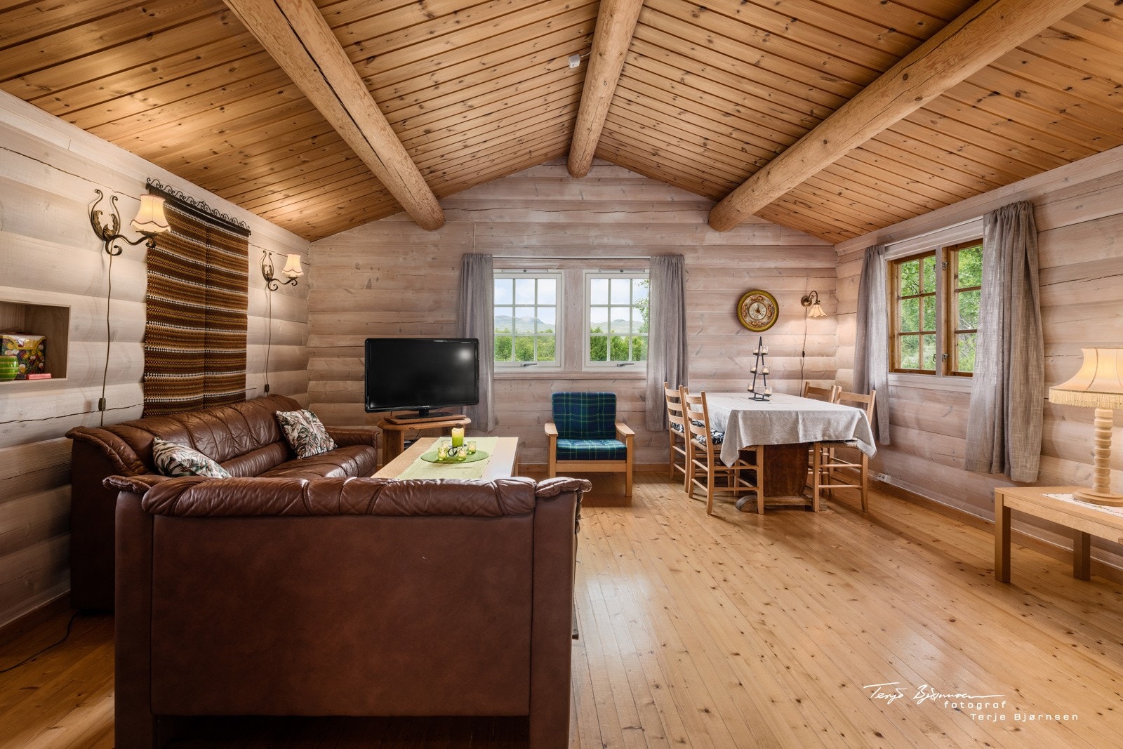 Hus – Vøringsfoss, Tverrlihaugen, Maurset - Flere
