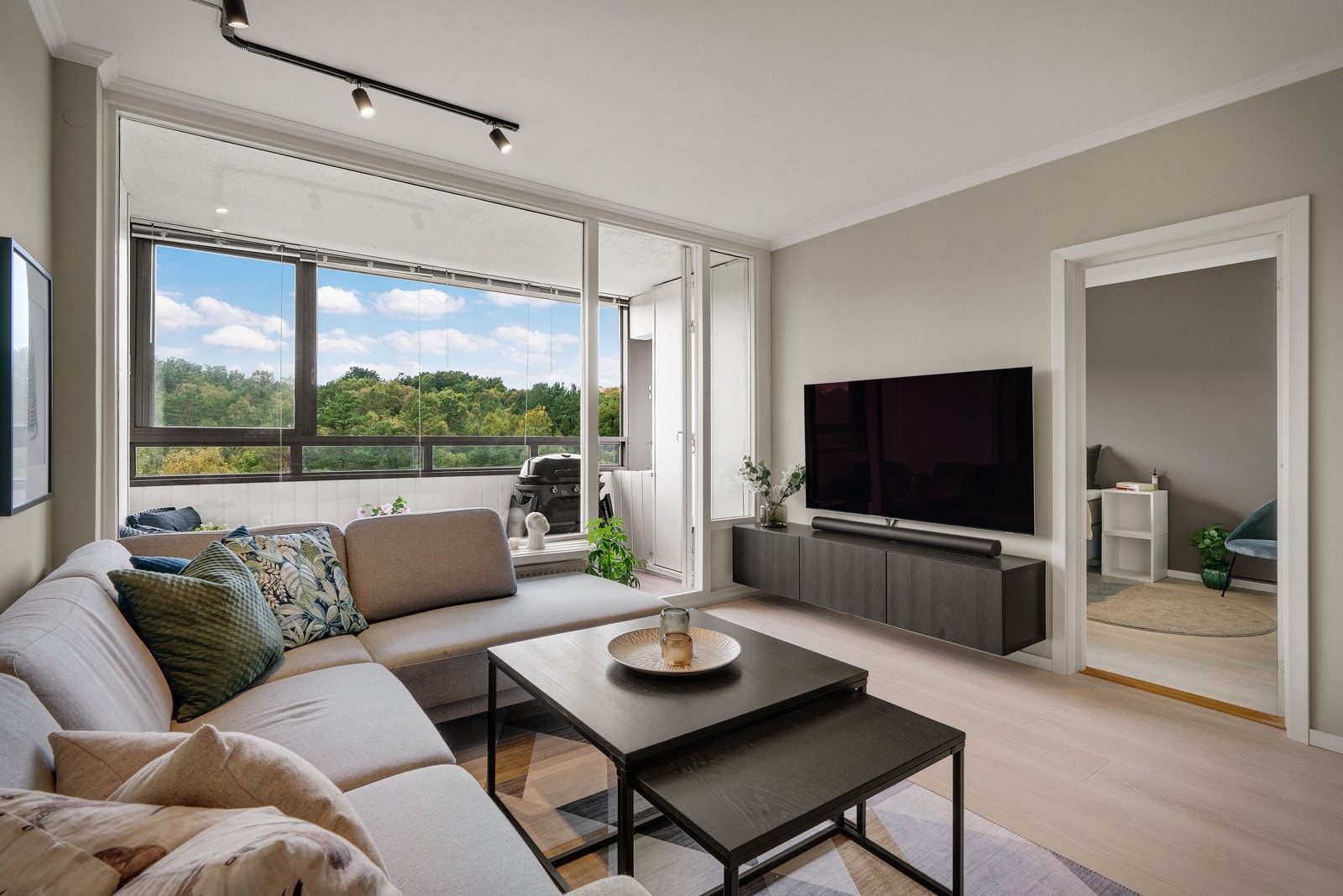 - Kontakt megler ved behov for privatvisning - Galleribilde