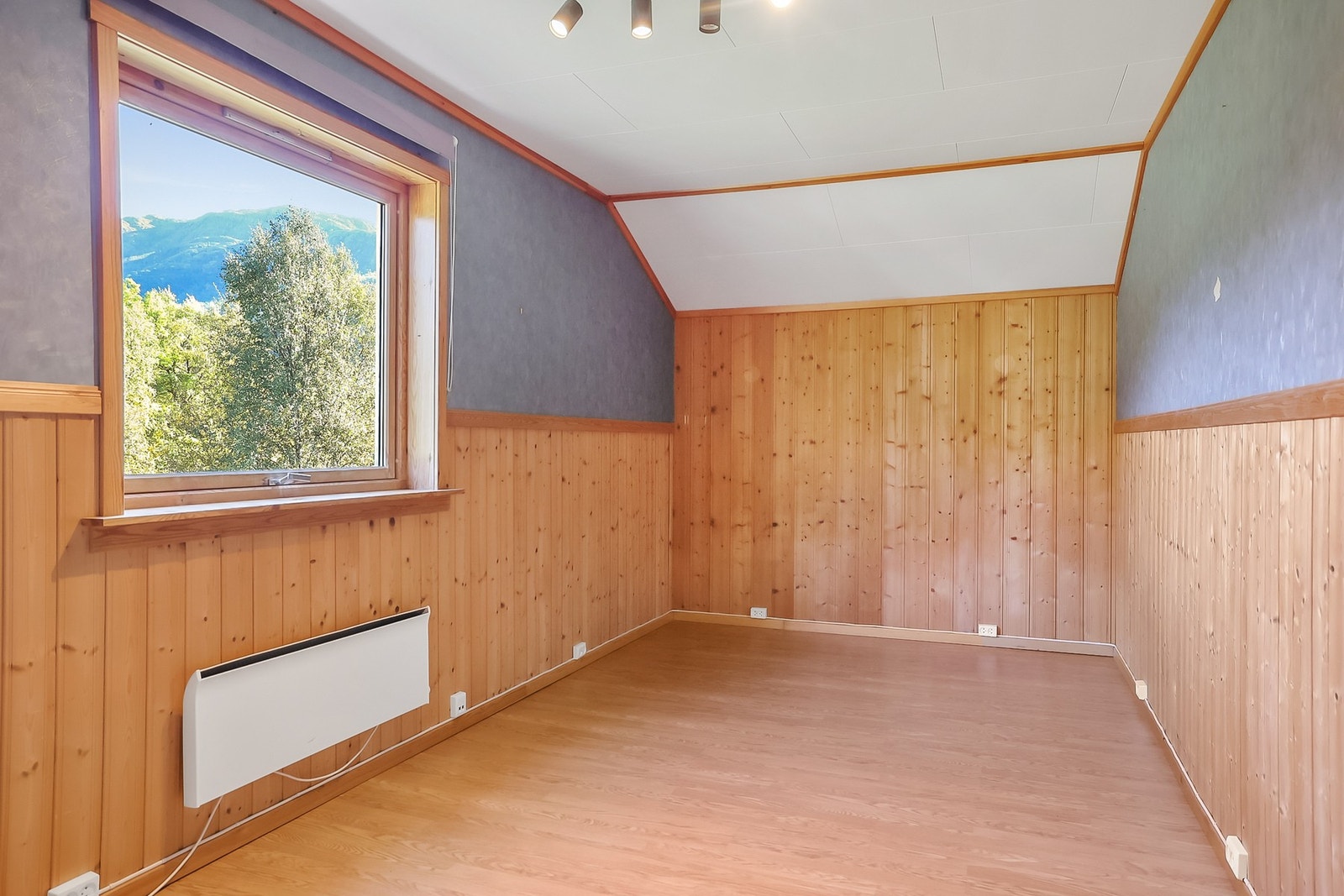 Rom som i dag blir brukt som soverom. Galleribilde