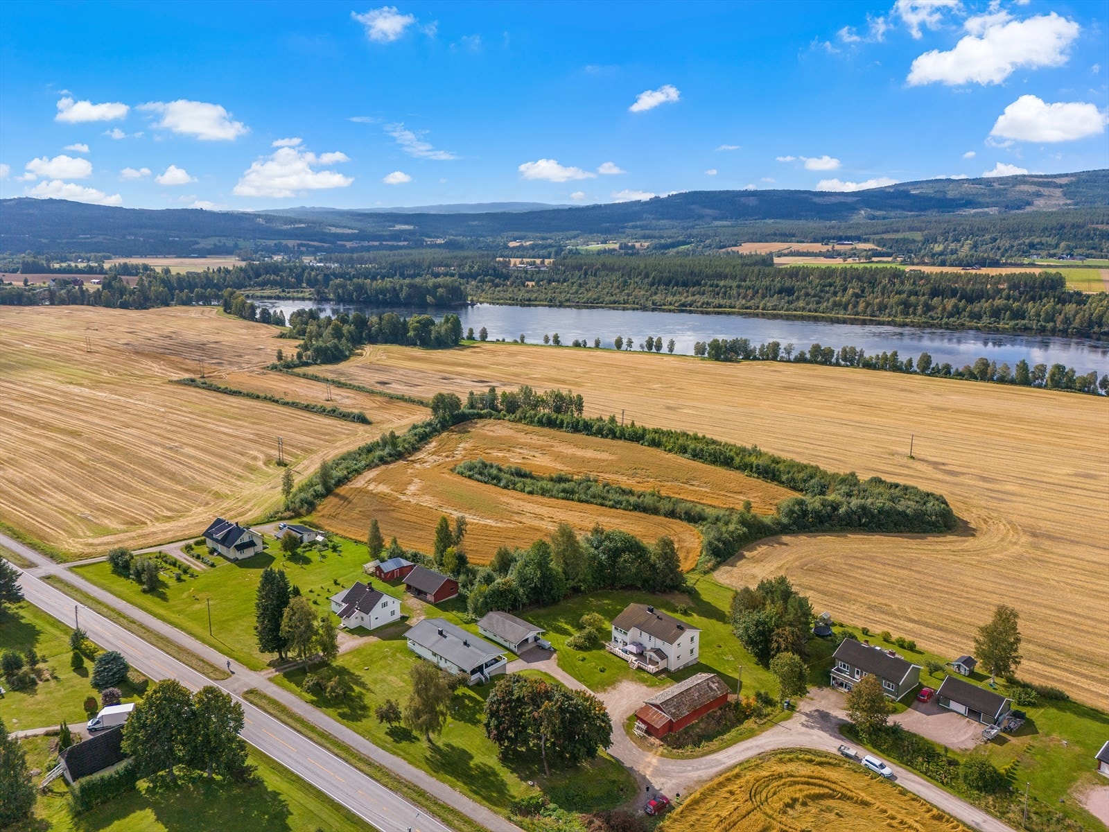Dronefoto. Galleribilde