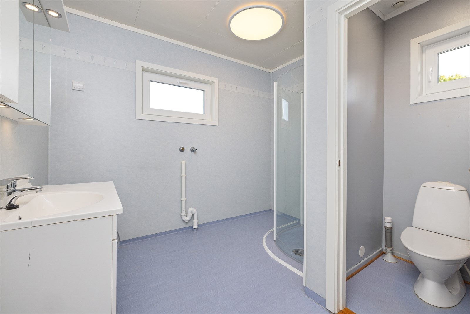 Opplegg for vaskemaskin. Galleribilde