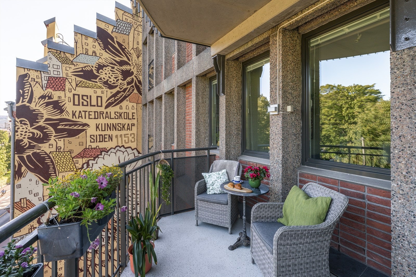 Balkongen er på ca. 9 kvm Galleribilde