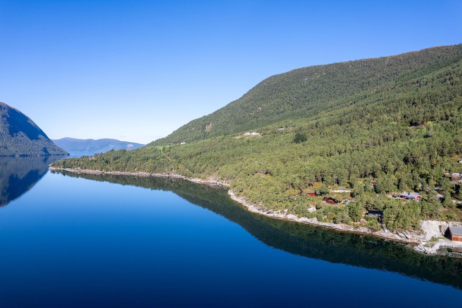 Fra tomteområdet mot Langfjorden Galleribilde