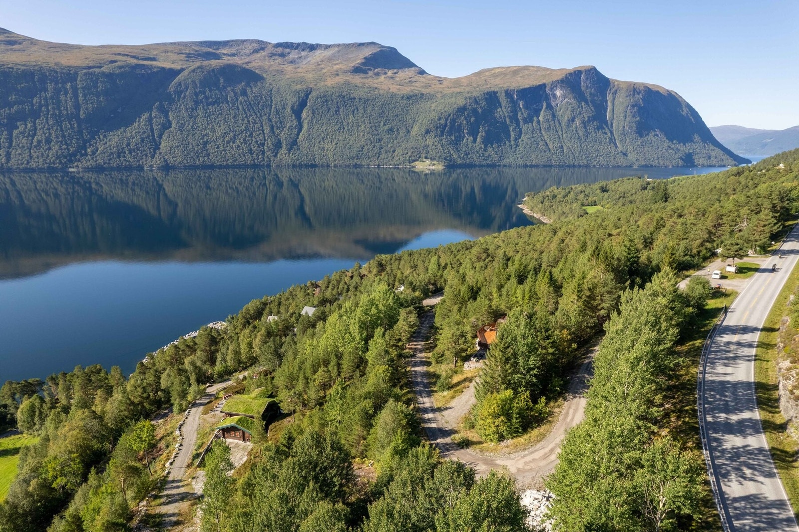 Dronefoto over tomteområdet Galleribilde