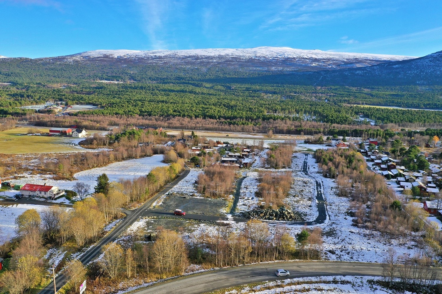 Her slipper en å tenke på bratte hytteveier - Enkel adkomst hele året Galleribilde