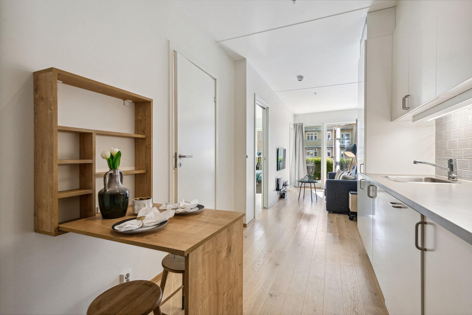 Velkommen til Ibsens gate 4 - en sentrumsleilighet med flott uteplass! Galleribilde