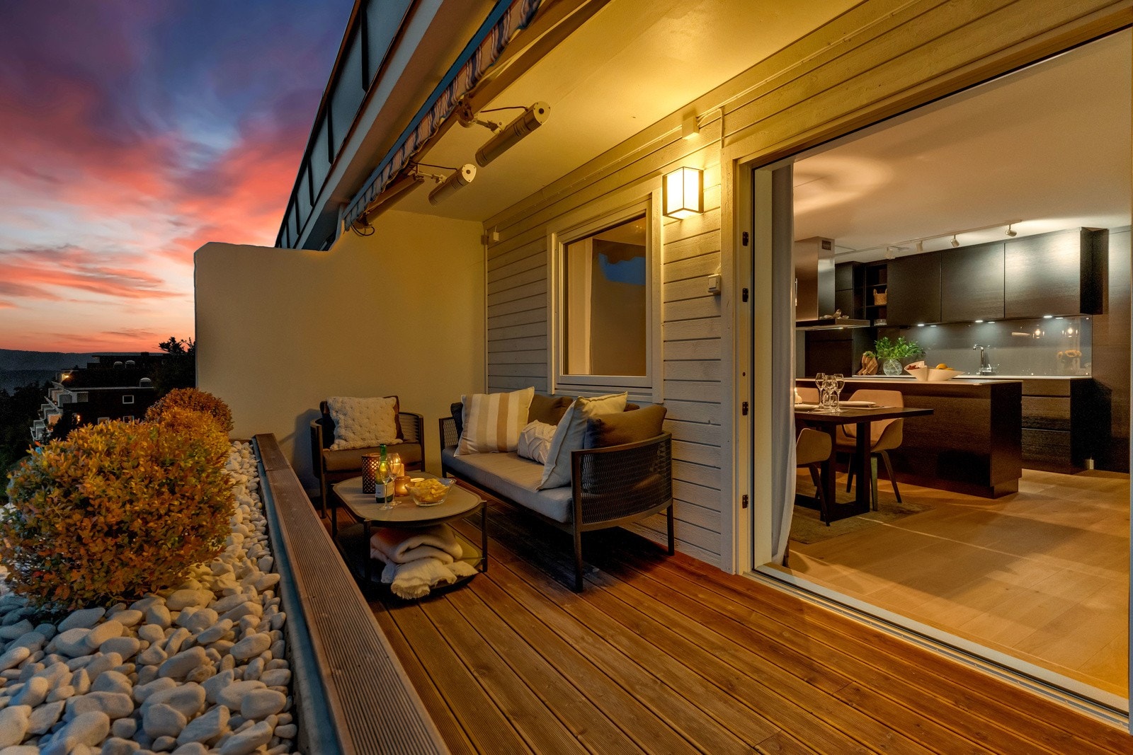 God plass til møblement. Lov med grill. Galleribilde