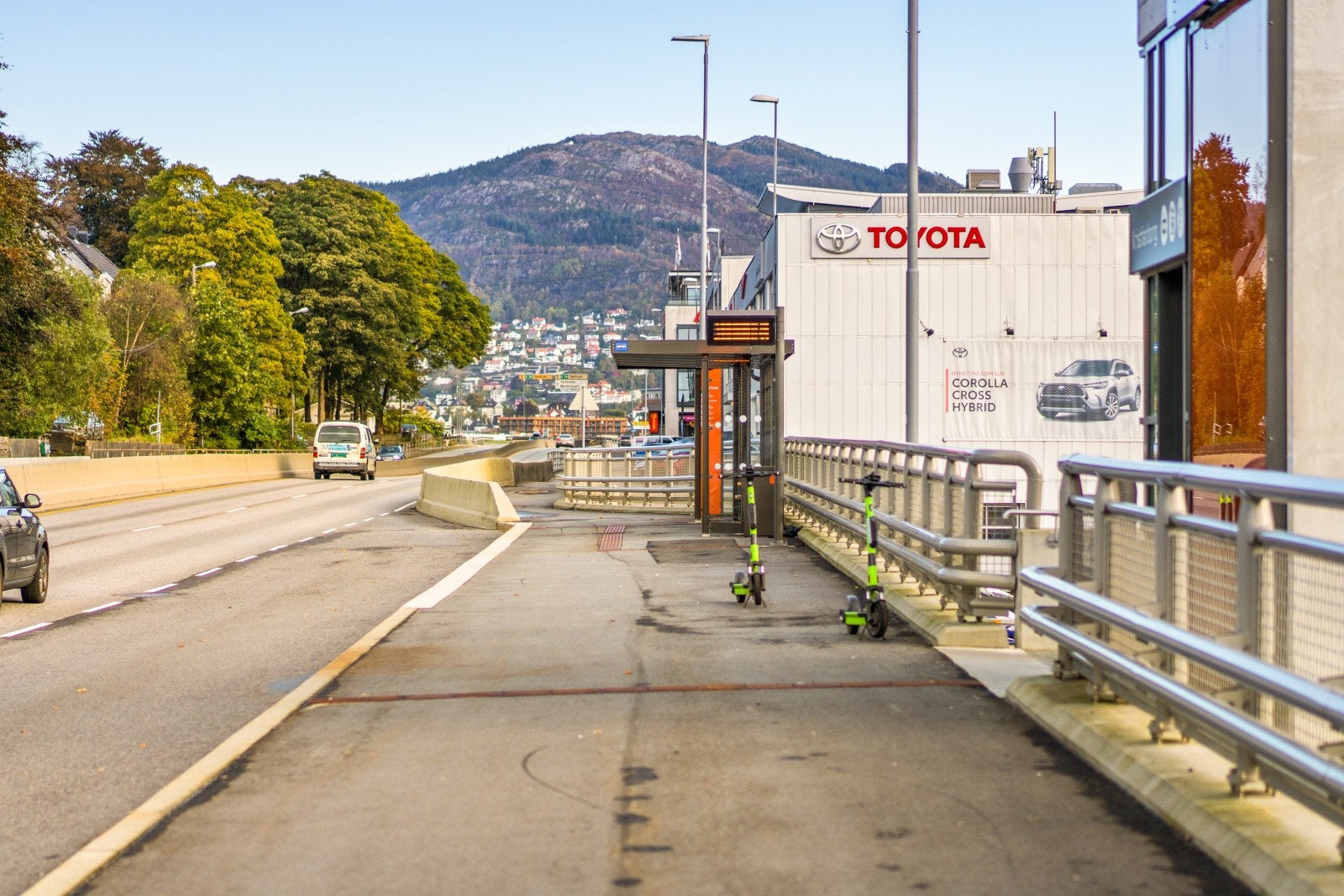 Kristianborg med både buss- og bybaneforbindelser Galleribilde