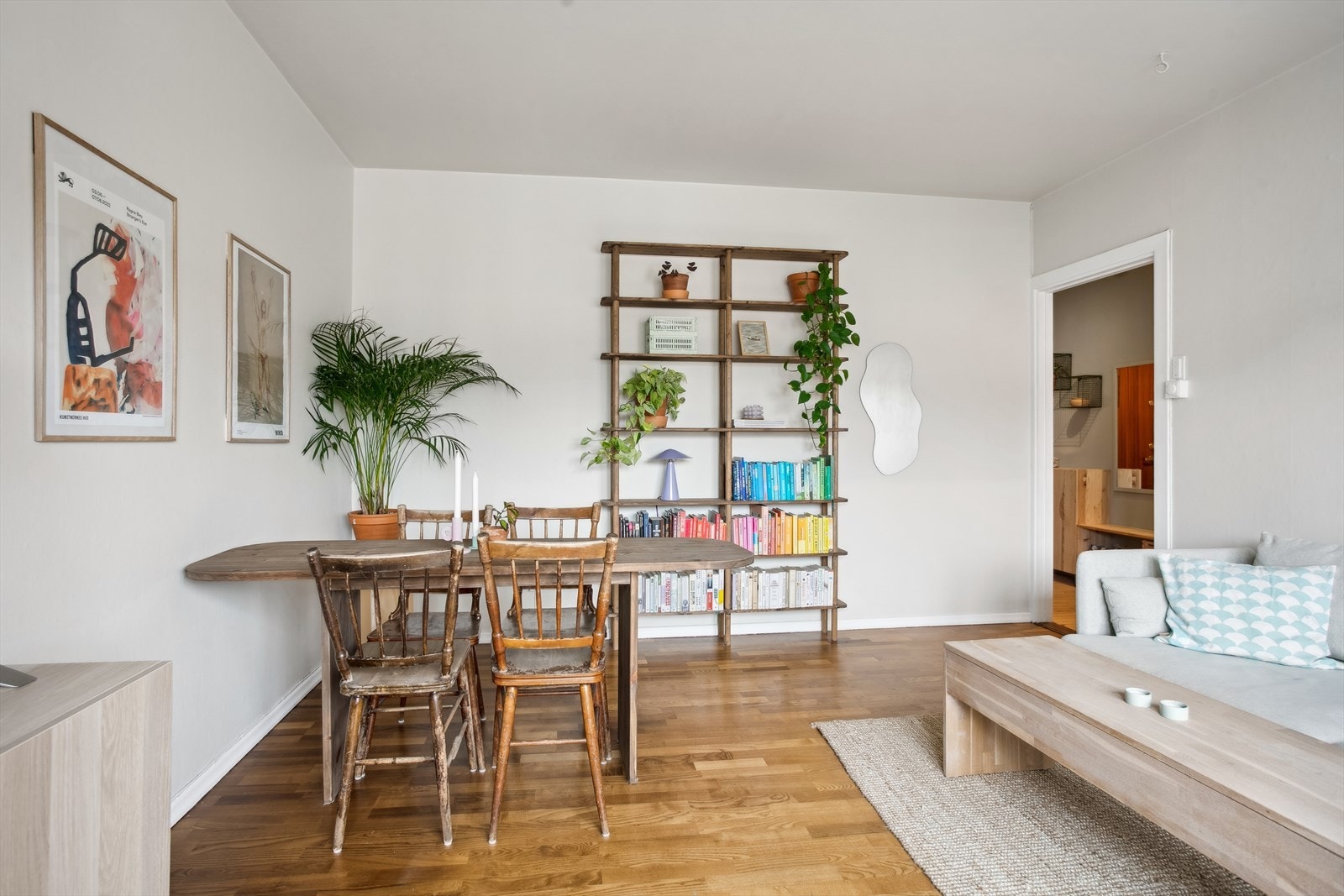 Her kan du inviter venner og familie på hyggelige middager! Galleribilde