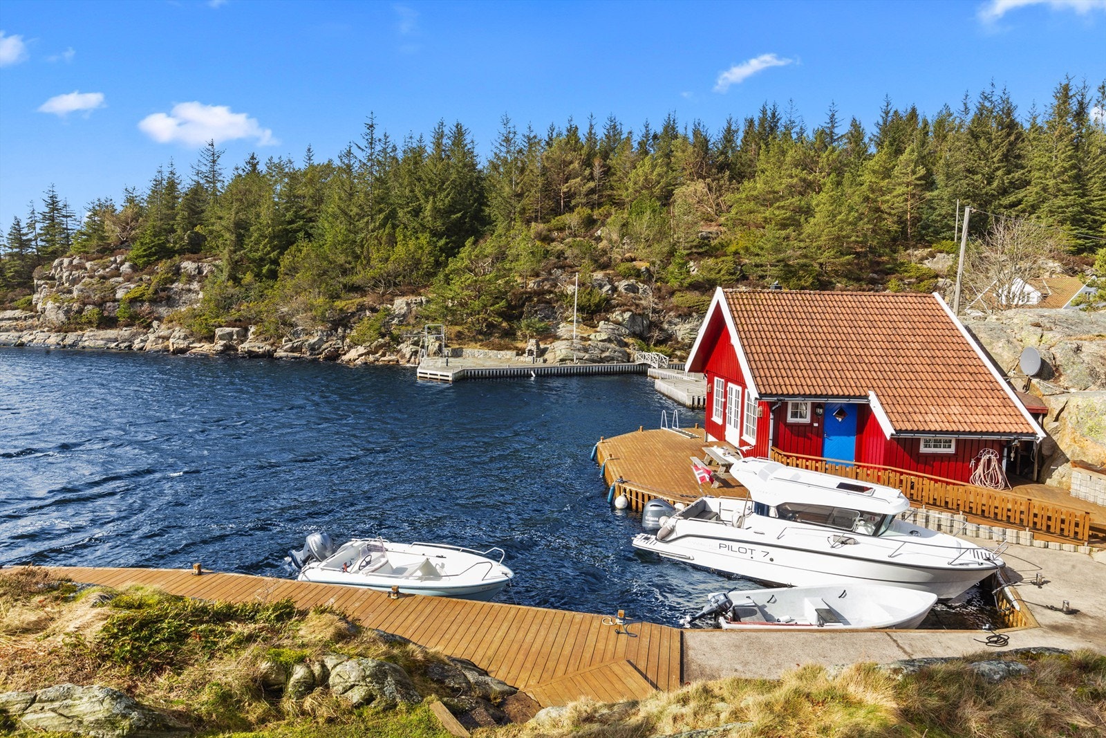 Bryggeanlegget på hele 55 meter Galleribilde