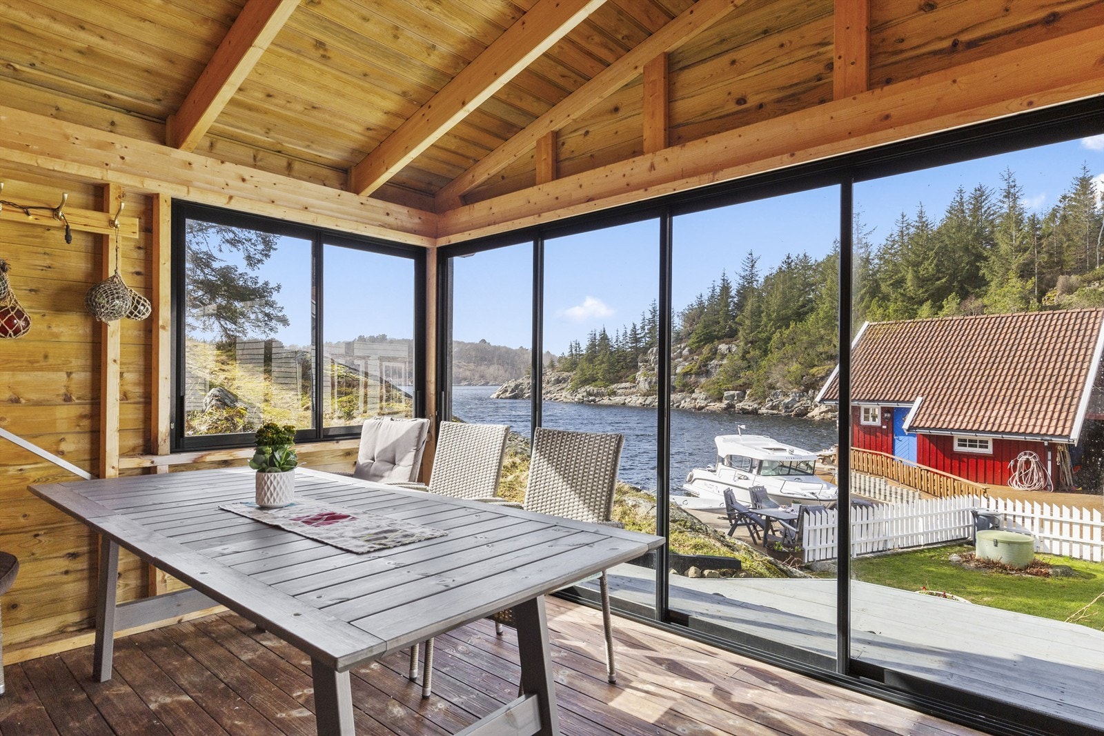 Solfryd. Galleribilde